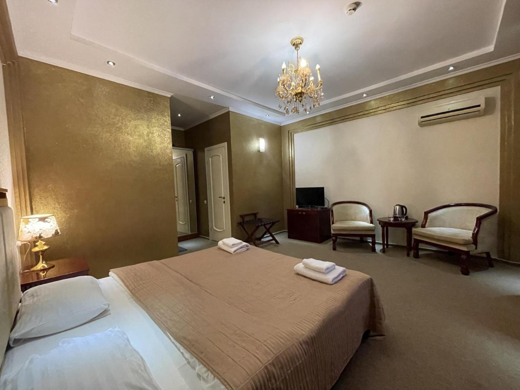 Київські Ночі Hotel Exterior photo